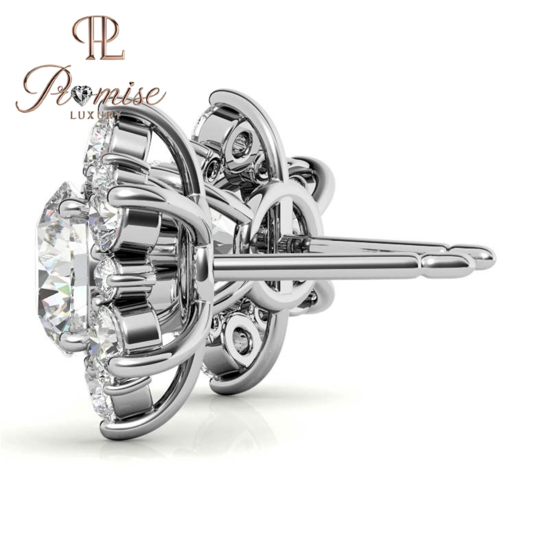 Stunning diamond floral stud earrings in 18K yellow gold – a radiant bloom of brilliance for everyday elegance or special occasions