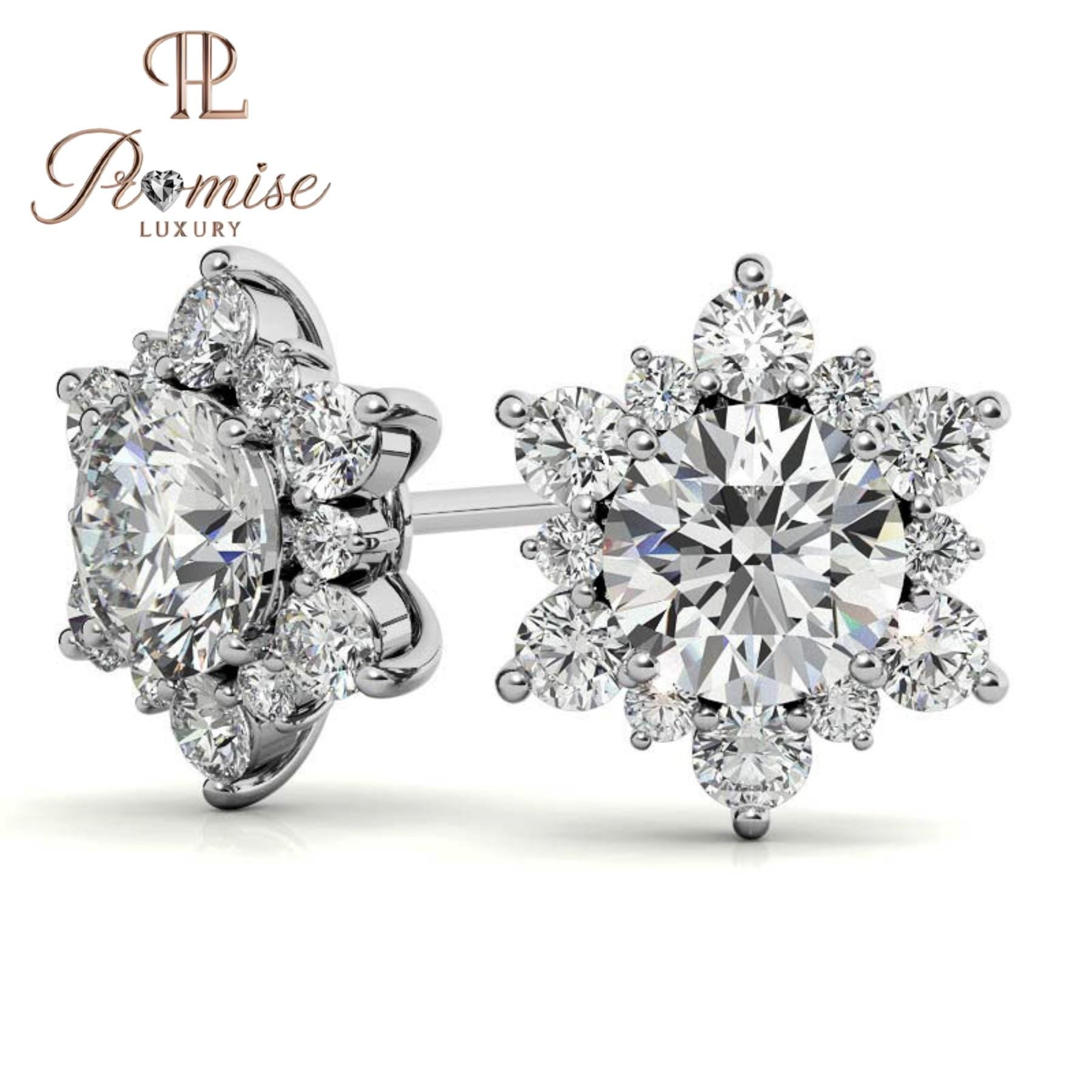 Stunning diamond floral stud earrings in 18K yellow gold – a radiant bloom of brilliance for everyday elegance or special occasions